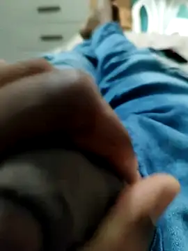 Snapshot of Arthu2r chatting on 09.27.25 Arthu2r online show from 09.27.25