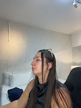 Snapshot of ava_blue chatting on 07.04.26 ava blue online show from 07.04.26