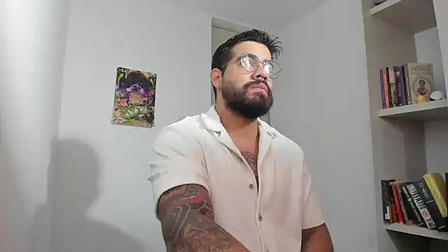 Snapshot of _Coddygold_ chatting on 02.18.26 Coddygold online show from 02.18.26