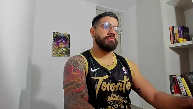 Snapshot of _Coddygold_ chatting on 02.27.26 Coddygold online show from 02.27.26