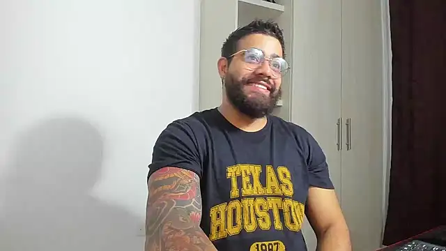 Snapshot of _Coddygold_ chatting on 03.18.26 Coddygold online show from 03.18.26