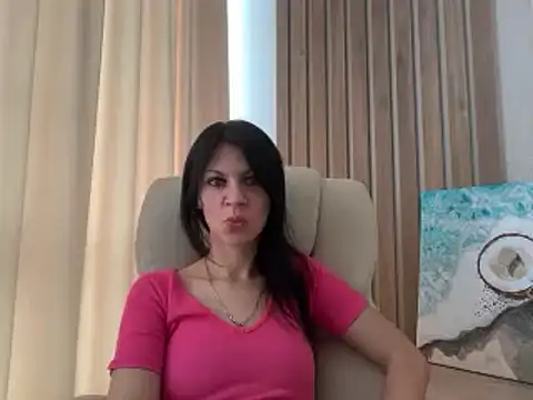 Snapshot of InjaAtHome chatting on 07.03.26 InjaAtHome online show from 07.03.26
