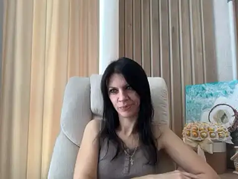 Snapshot of InjaAtHome chatting on 08.02.26 InjaAtHome online show from 08.02.26