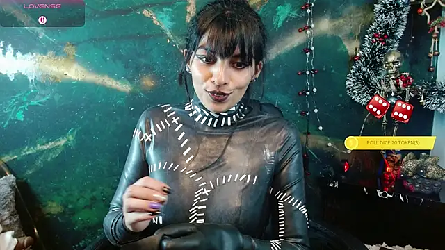 Snapshot of julieth_sex1 chatting on 11.15.25 julieth sex1 online show from 11.15.25