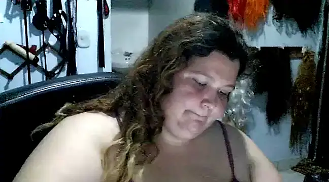 squirt322bbw online show from 03.11.25