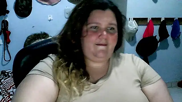 squirt322bbw online show from 03.19.25