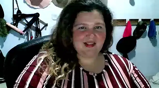 squirt322bbw online show from 03.22.25