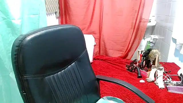 squirt322bbw online show from 12.21.25