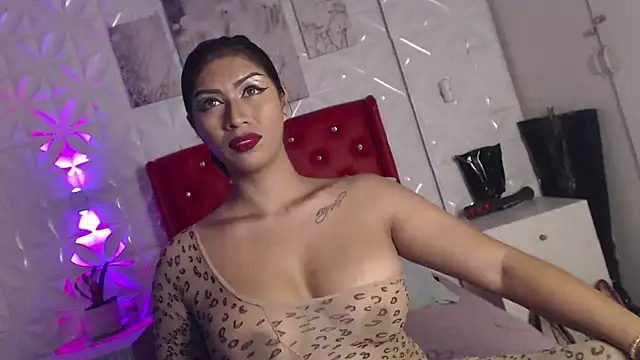 Snapshot of Fortuna_Goddess chatting on 11.08.25 Fortuna Goddess online show from 11.08.25