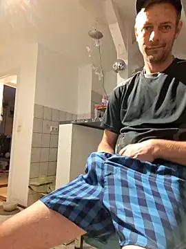 Snapshot of Percy_ohv chatting on 10.08.25 Percy ohv online show from 10.08.25