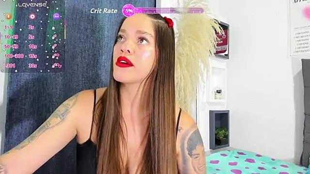 Snapshot of zoe69x chatting on 10.25.25 zoe69x online show from 10.25.25