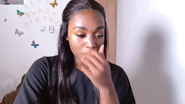 Snapshot of Kaiadebayo chatting on 10.19.25 Kaiadebayo online show from 10.19.25