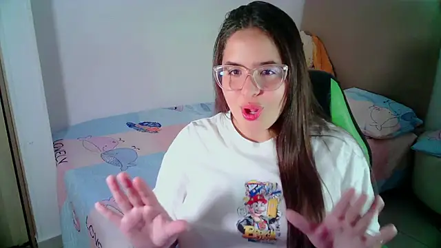 Snapshot of _alicia_z chatting on 01.15.25 alicia z online show from 01.15.25