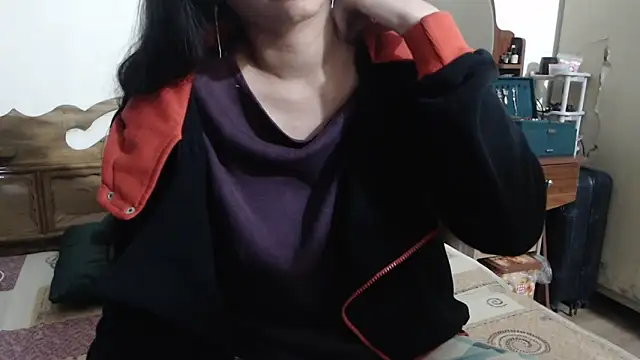 Snapshot of Beauty_Asian_Tina chatting on 11.04.25 Beauty Asian Tina online show from 11.04.25