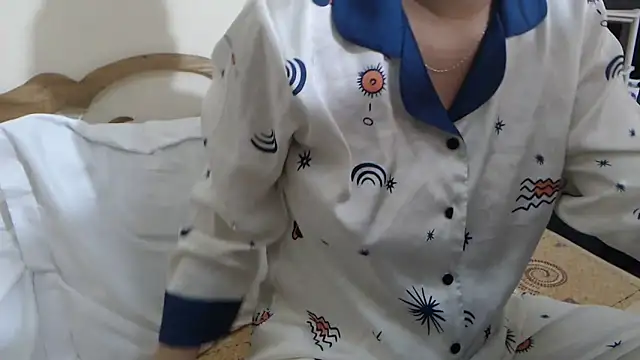 Beauty Asian Tina online show from 04.25.26