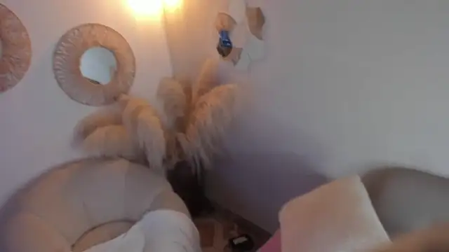 whiite snow online show from 02.20.25