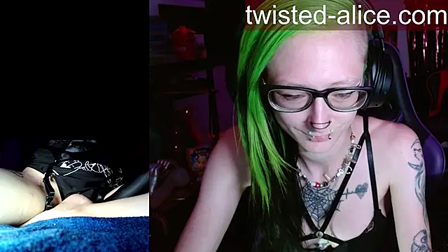 alicewonder09 online show from 06.17.26