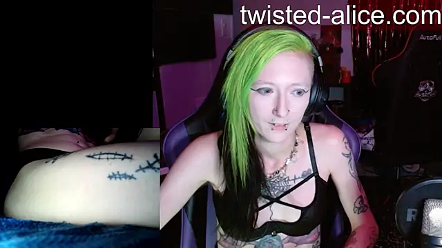 alicewonder09 online show from 06.25.26