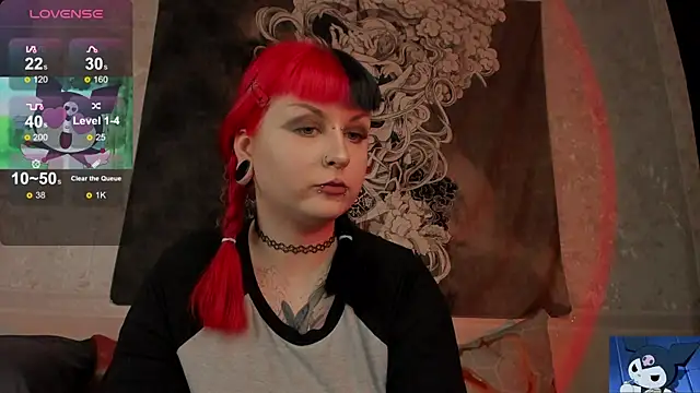 Snapshot of t0riayun0 chatting on 11.22.25 t0riayun0 online show from 11.22.25