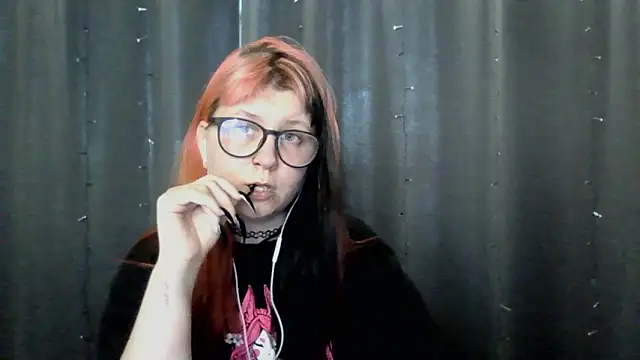 t0riayun0 online show from 02.13.26