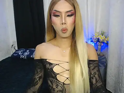 Snapshot of MirabelleNotch chatting on 02.20.26 MirabelleNotch online show from 02.20.26