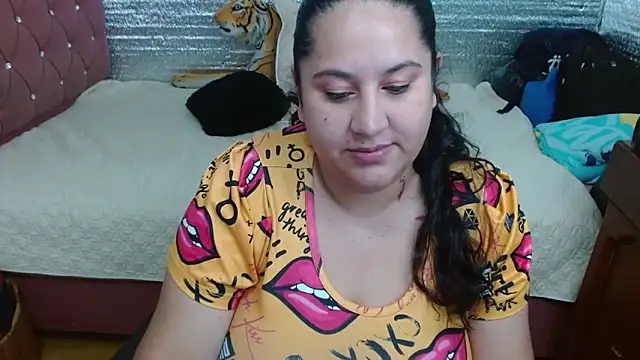 EMILY-NESSA online show from 05.11.26