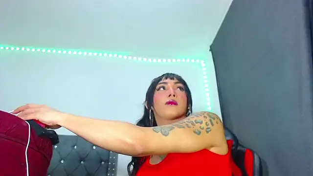 Snapshot of party_aass chatting on 01.09.25 party aass online show from 01.09.25