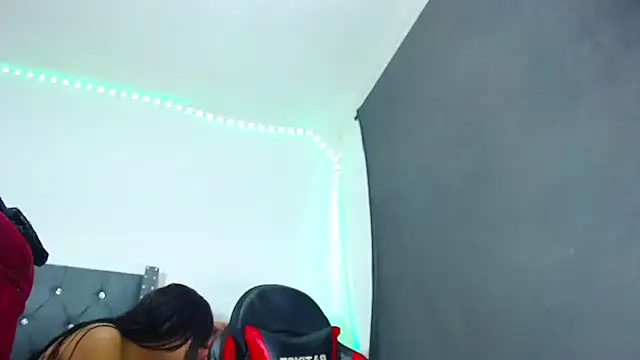 Snapshot of party_aass chatting on 01.24.25 party aass online show from 01.24.25