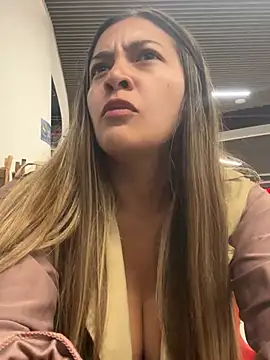 alana 69 online show from 01.21.25