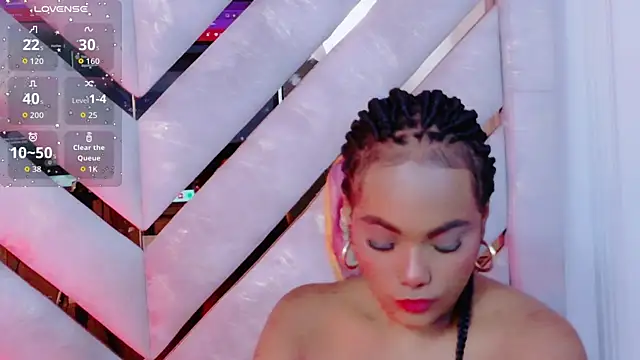 Sara Boom online show from 06.19.26