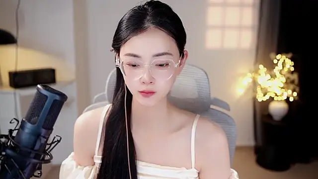 Ocean--Lili online show from 07.12.26