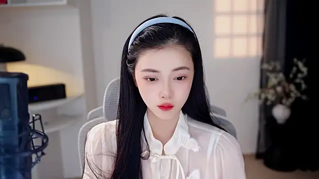 Ocean--Lili online show from 08.04.26