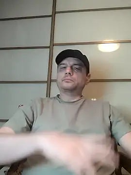 Snapshot of ExclusivePrivate chatting on 01.13.26 ExclusivePrivate online show from 01.13.26