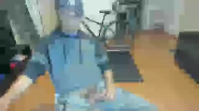 Snapshot of guachin_hunk chatting on 09.11.25 guachin hunk online show from 09.11.25