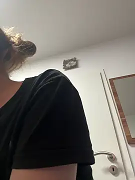 LadyChantale online show from 05.19.26