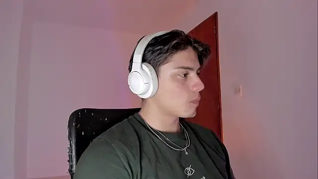 Giordano Russo online show from 02.03.26