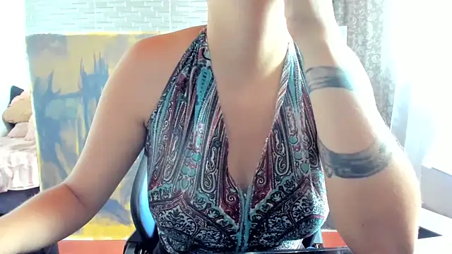 Ginger Sweetty online show from 06.10.26
