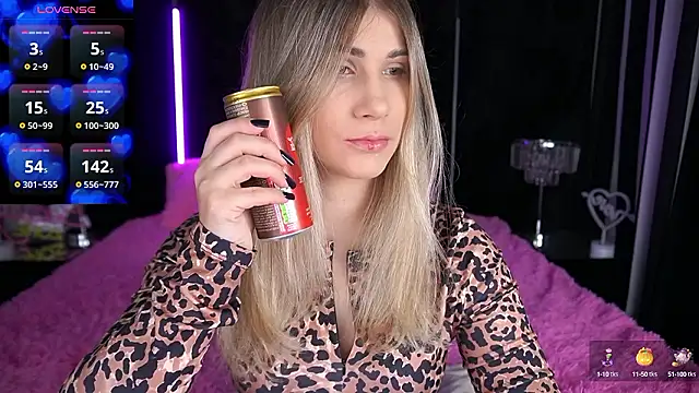 CassandraGood online show from 12.03.24