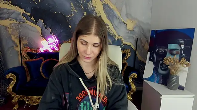 CassandraGood online show from 03.16.25