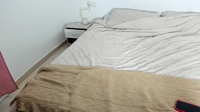 Snapshot of MariaMeir chatting on 11.22.25 MariaMeir online show from 11.22.25