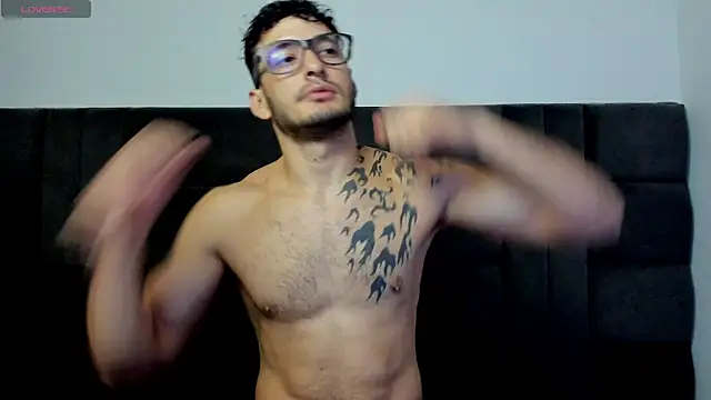 alejandro  2 online show from 05.04.26
