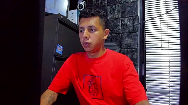 boy bigcock24cm online show from 06.04.26