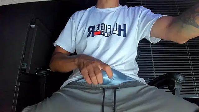 boy bigcock24cm online show from 07.23.26