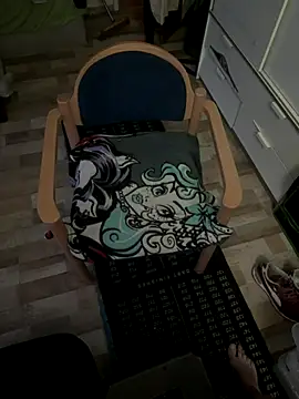 HotandHornyLev82 online show from 11.24.25