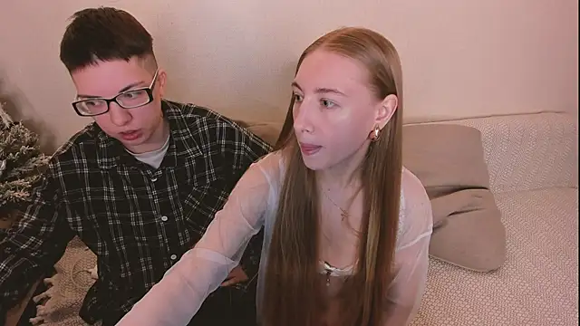 Snapshot of secret_dreams__ chatting on 01.18.26 secret dreams online show from 01.18.26