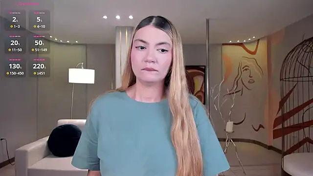 NiaHolland online show from 05.05.26