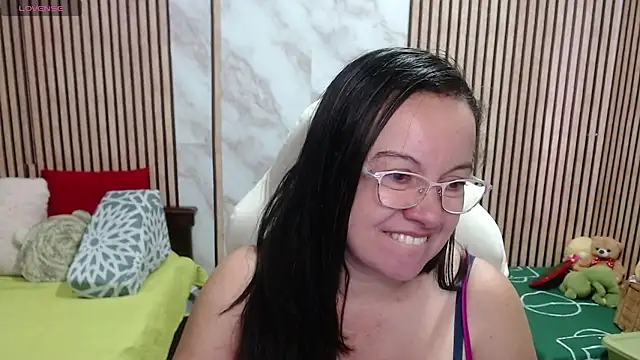 Sonialorens  online show from 07.21.26
