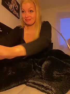 Lisavontease online show from 03.29.26