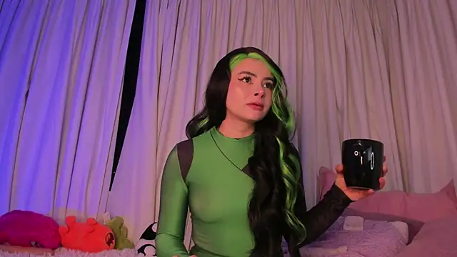 Snapshot of soyccherry_ chatting on 01.11.25 soyccherry online show from 01.11.25