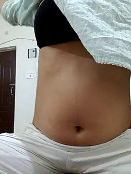 Ipsita-bold online show from 02.28.26